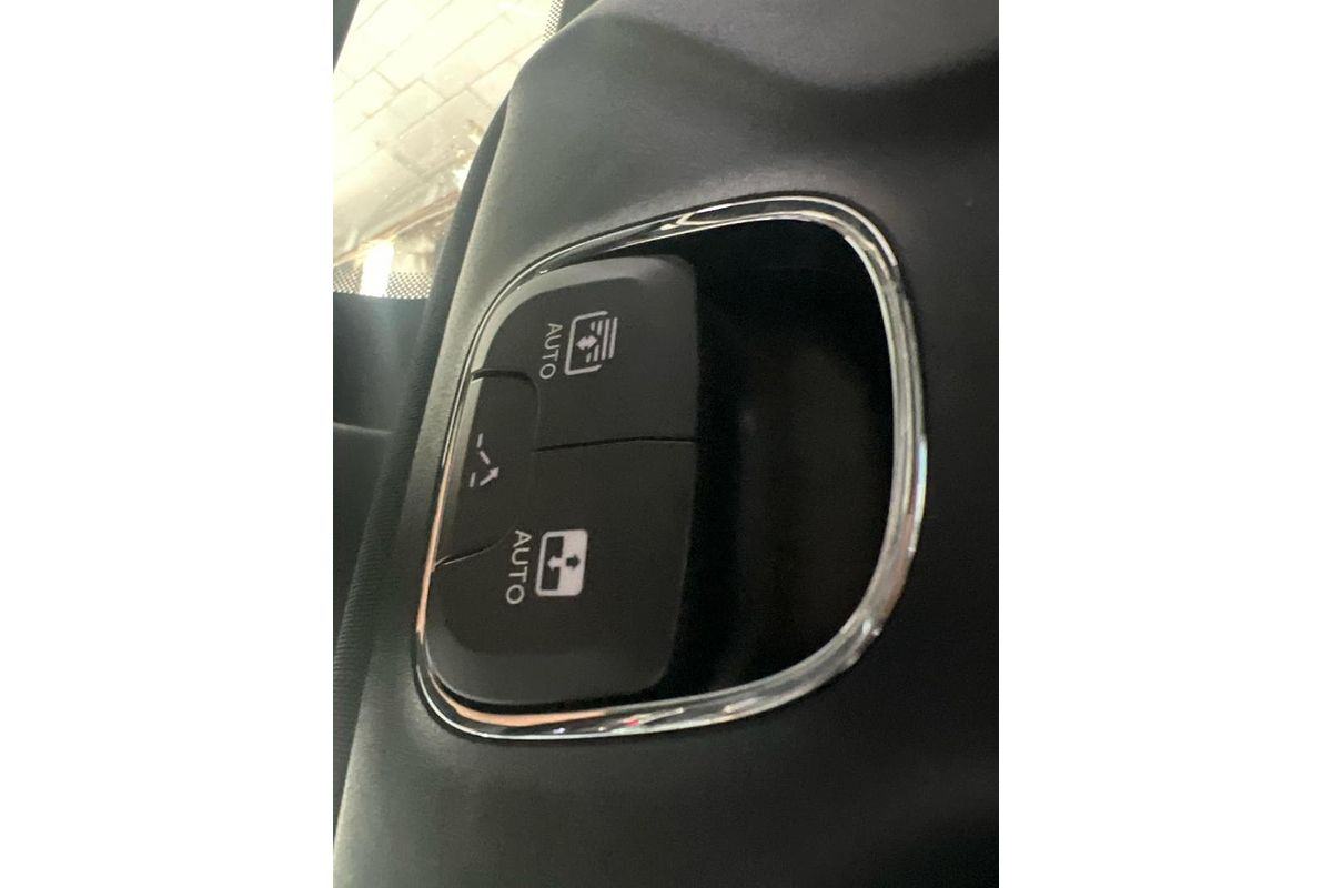 2021 Jeep Compass Limited M6