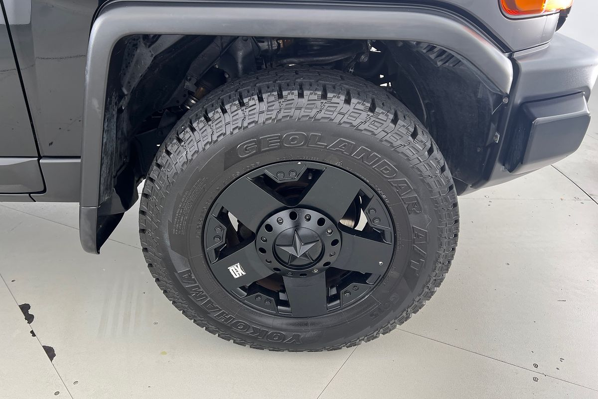 2016 Toyota FJ Cruiser GSJ15R