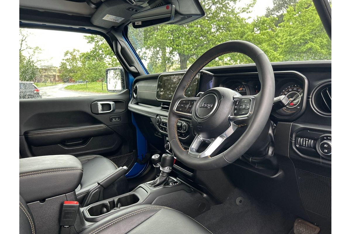 2025 Jeep Wrangler Unlimited Overland JL