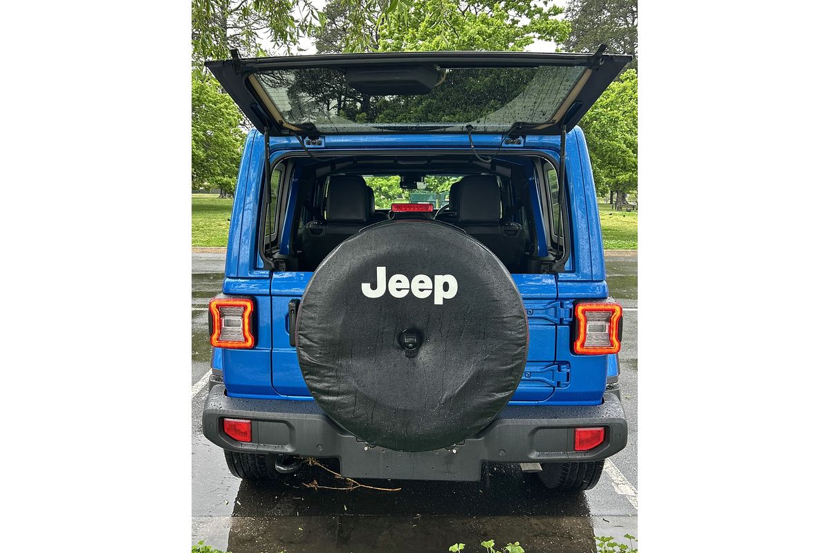 2025 Jeep Wrangler Unlimited Overland JL