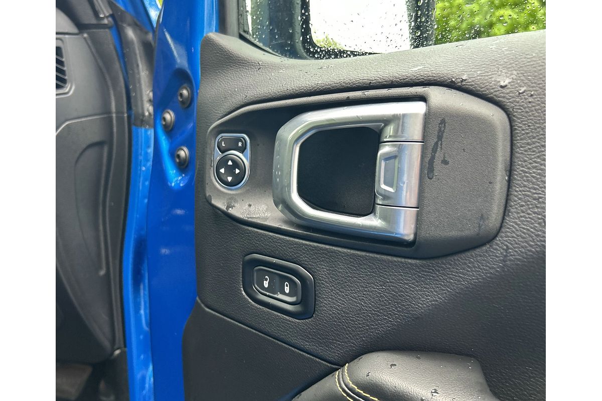 2025 Jeep Wrangler Unlimited Overland JL