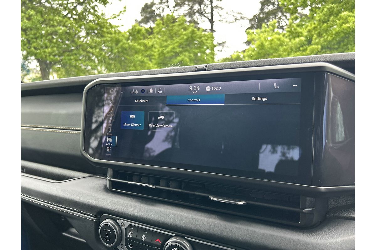 2025 Jeep Wrangler Unlimited Overland JL