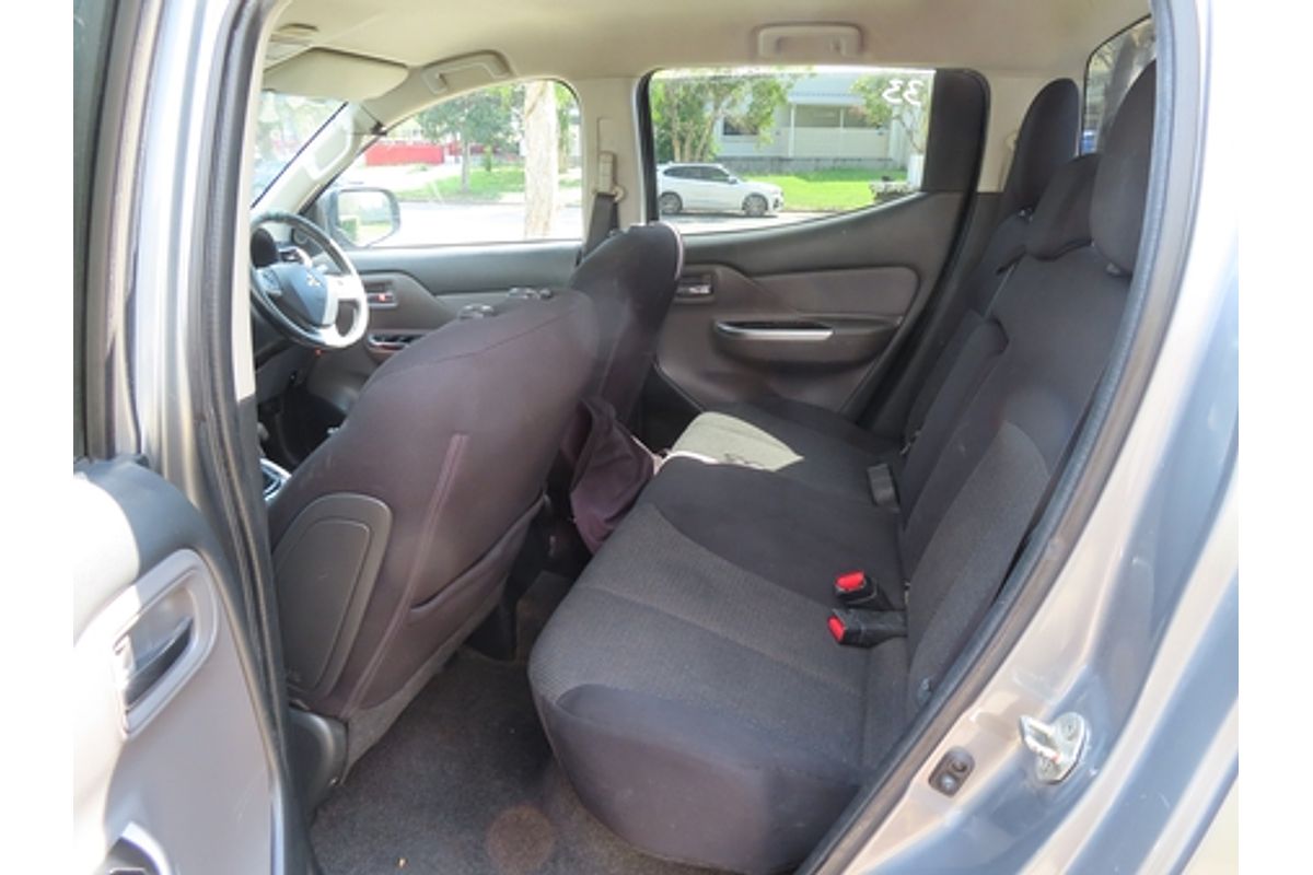 2015 Mitsubishi Triton GLS MQ 4X4