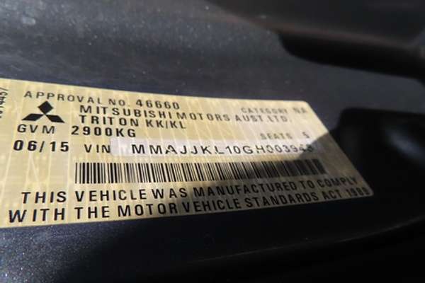 2015 Mitsubishi Triton GLS MQ 4X4