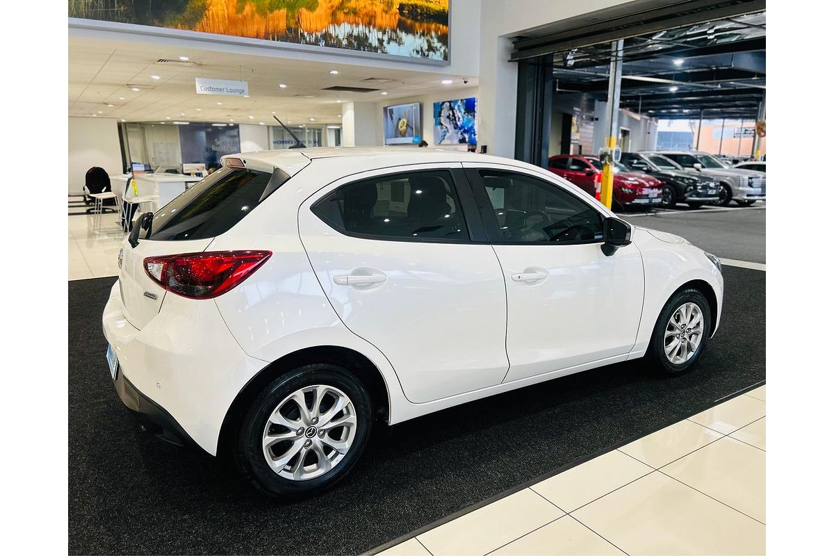 2016 Mazda 2 Maxx DJ Series