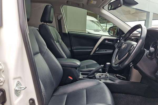 2017 Toyota RAV4 Cruiser ALA49R