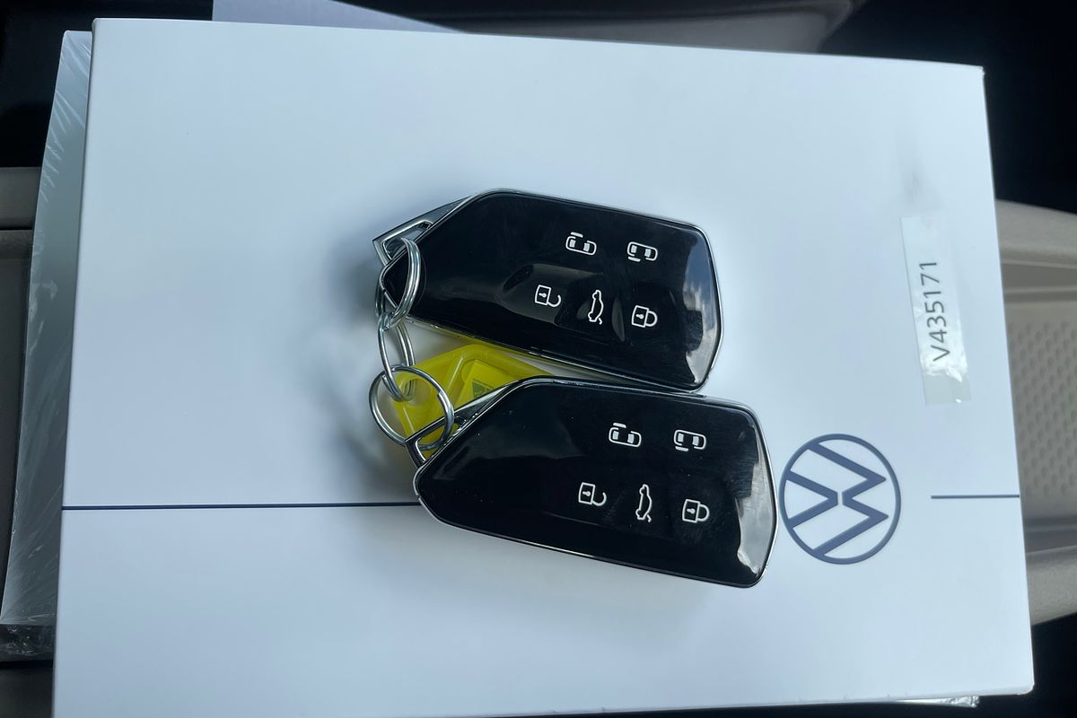 2025 Volkswagen Multivan TDI360 Life T7 SWB