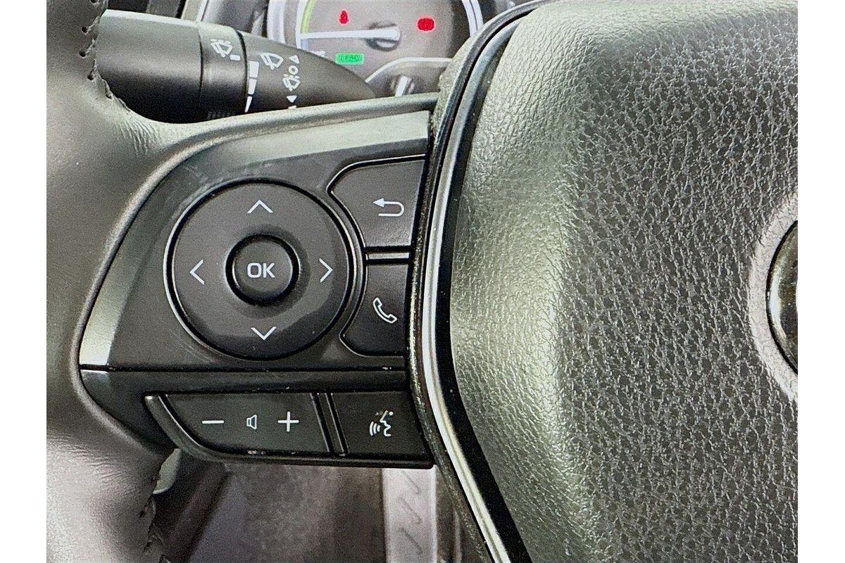 2021 Toyota Camry Ascent Sport AXVH70R