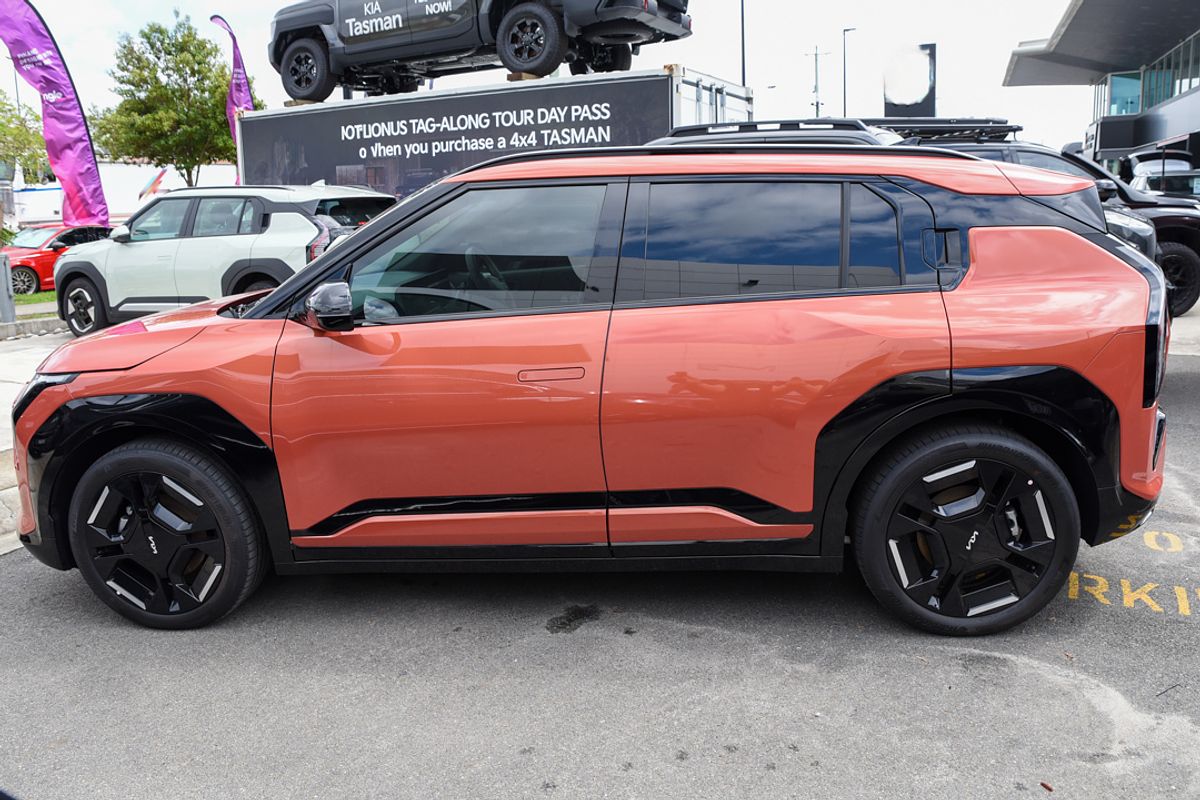 2025 Kia EV3 GT-Line Long Range SV