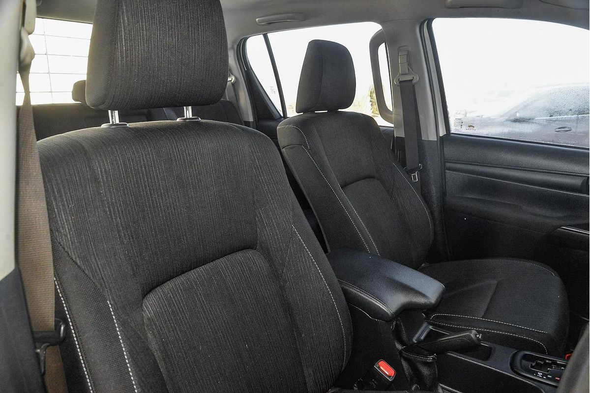 2021 Toyota Hilux SR GUN126R 4X4