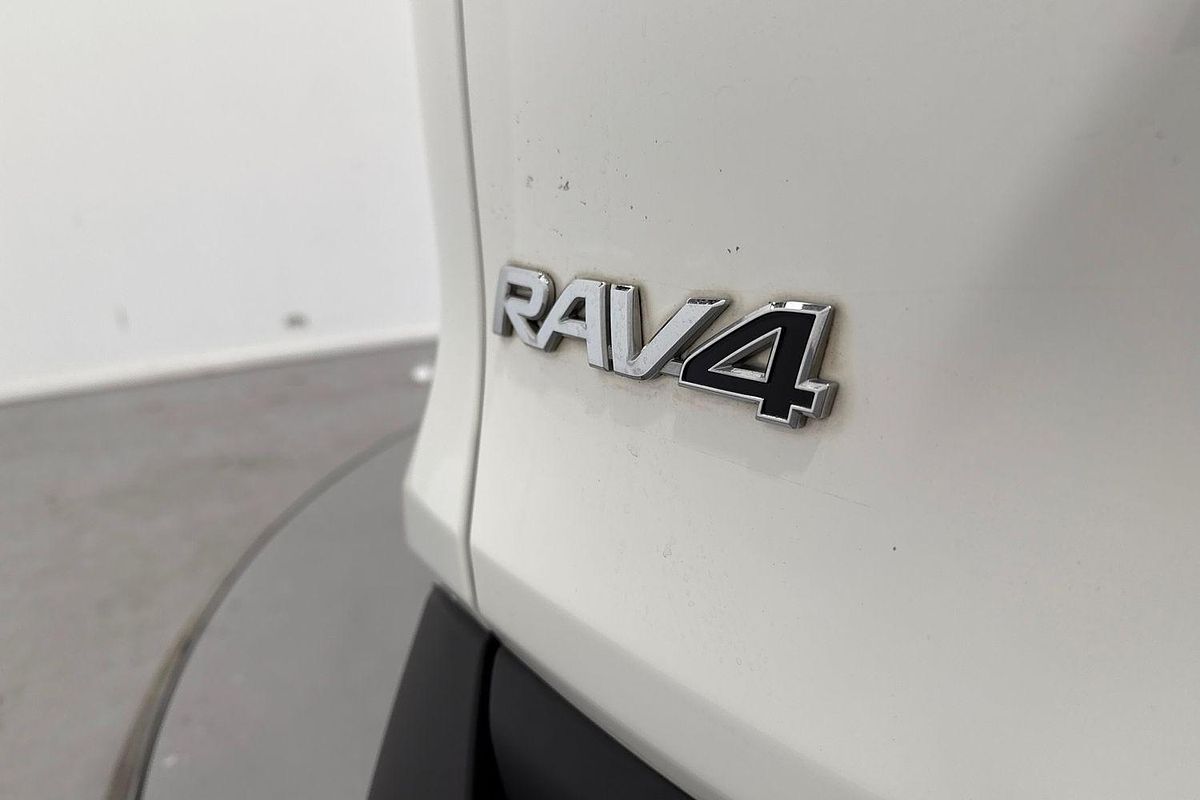 2021 Toyota RAV4 GXL AXAH52R