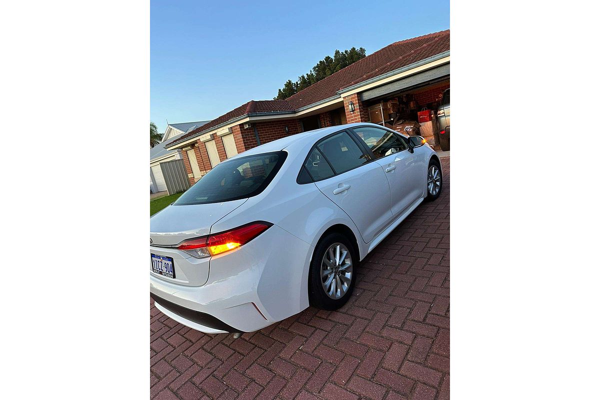 2019 Toyota Corolla Ascent Sport MZEA12R