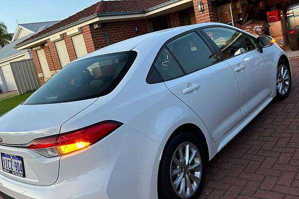 2019 Toyota Corolla Ascent Sport MZEA12R