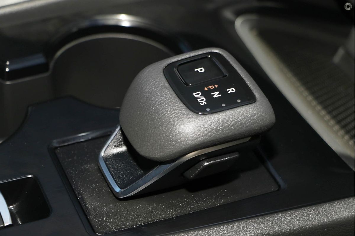 2025 Nissan X-TRAIL ST T33