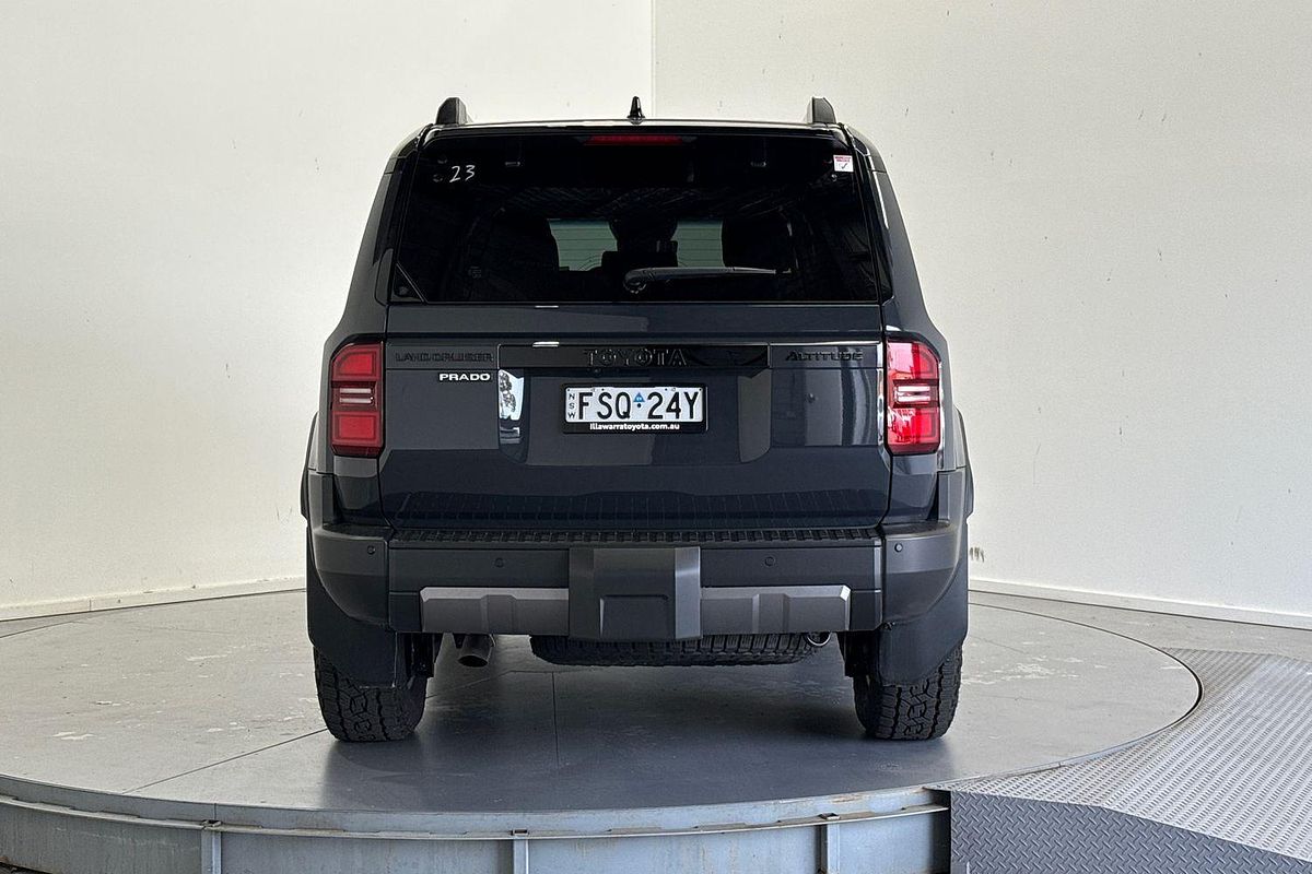 2025 Toyota Landcruiser Prado Altitude GDJ251R