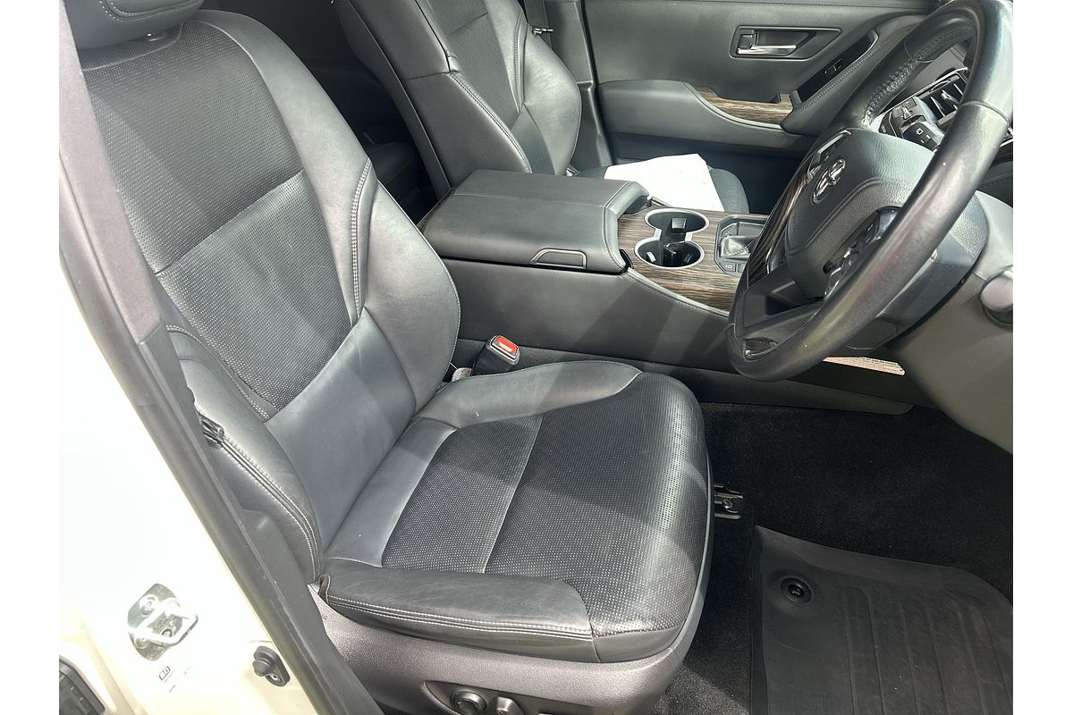 2022 Toyota Landcruiser Sahara FJA300R