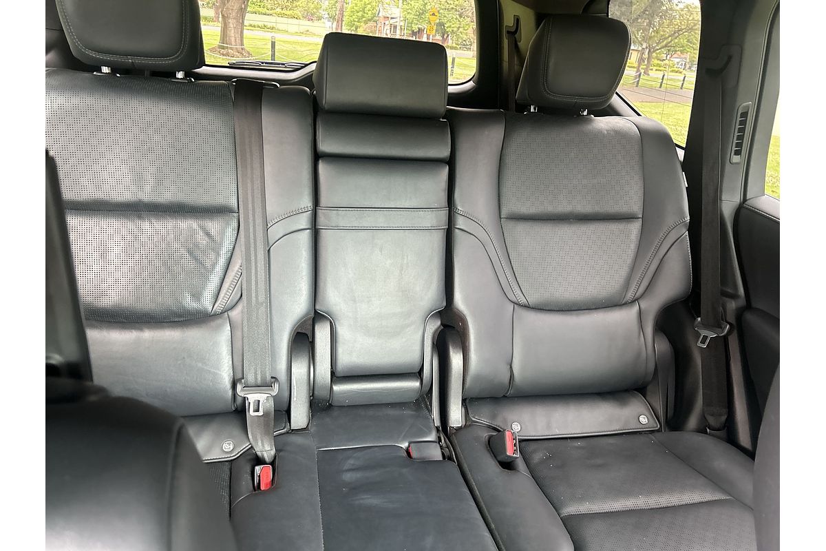 2022 Toyota Landcruiser Sahara FJA300R