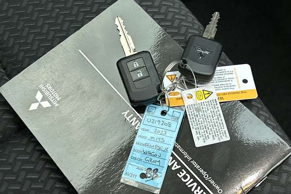 2023 Mitsubishi Eclipse Cross ES YB