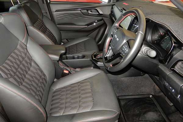 2025 Isuzu D-MAX X-TERRAIN 4X4