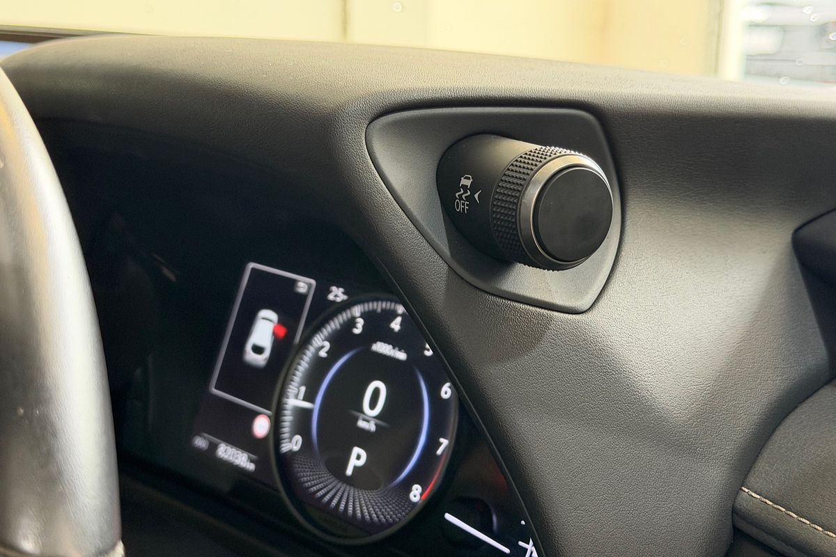 2020 Lexus UX UX200 Luxury MZAA10R