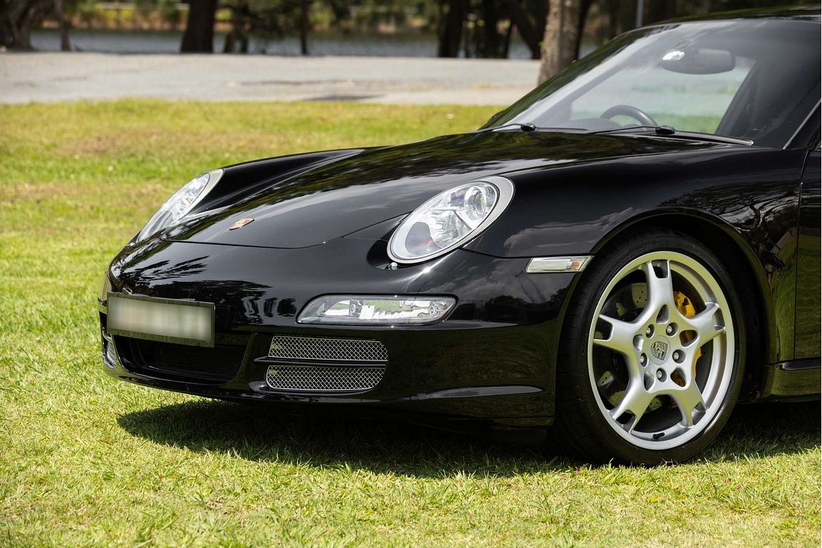 2004 Porsche 911 Carrera S 997
