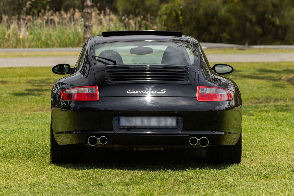 2004 Porsche 911 Carrera S 997