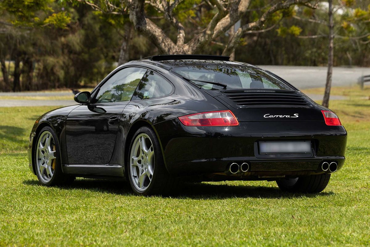 2004 Porsche 911 Carrera S 997