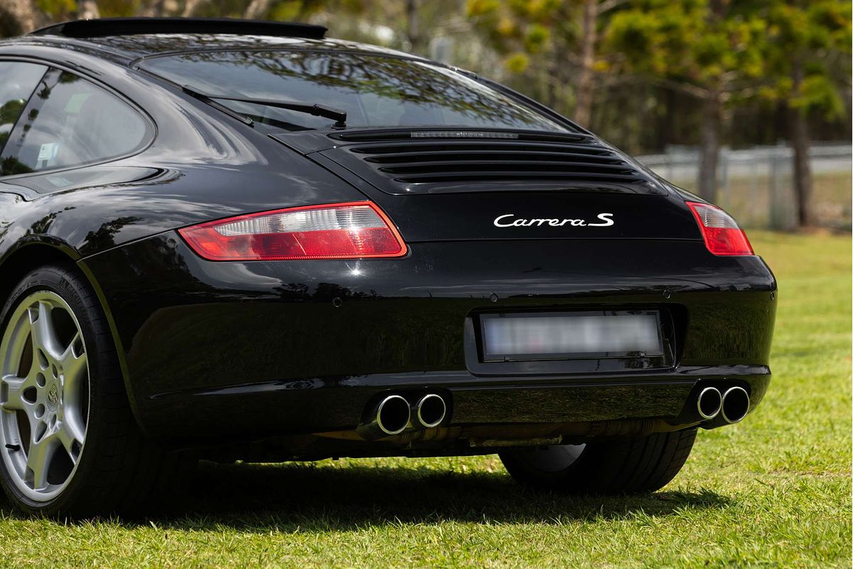 2004 Porsche 911 Carrera S 997