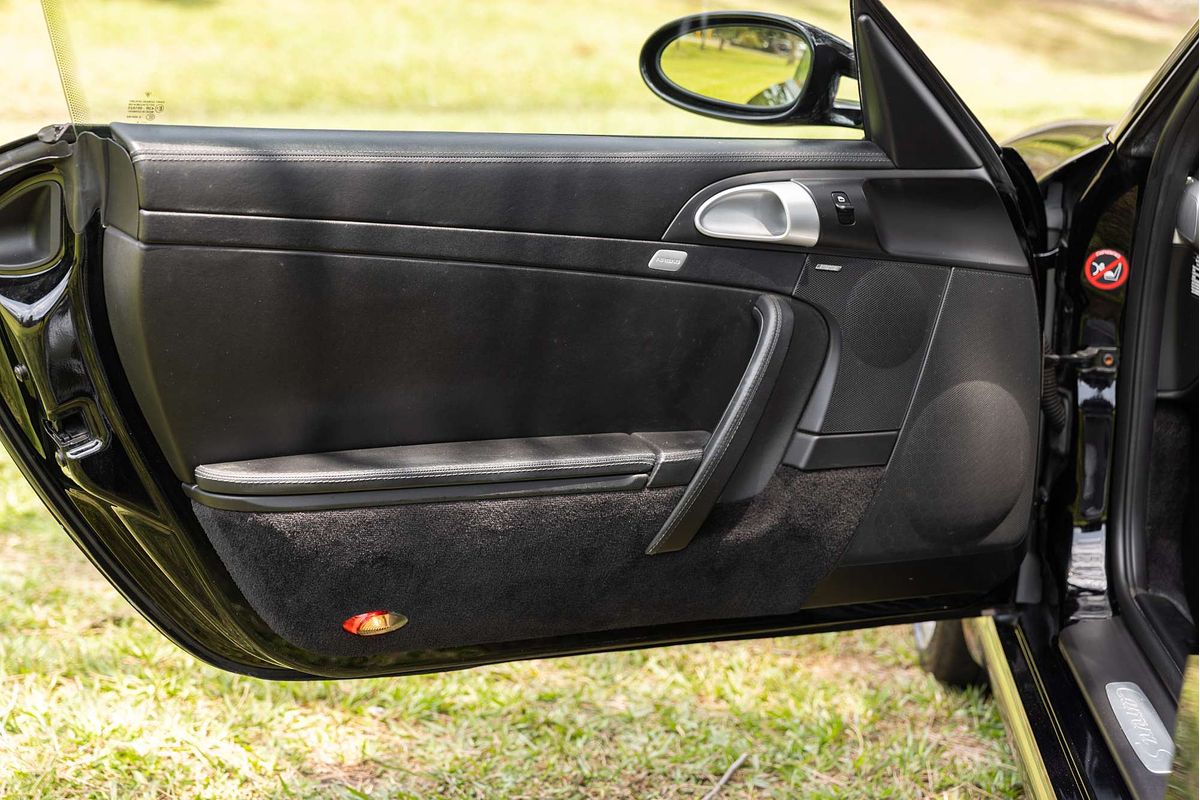 2004 Porsche 911 Carrera S 997