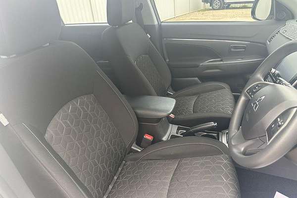 2023 Mitsubishi ASX ES XD