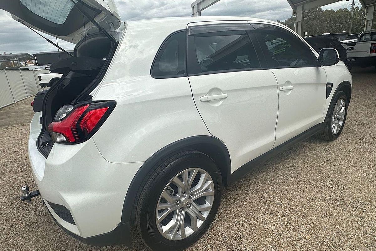 2023 Mitsubishi ASX ES XD