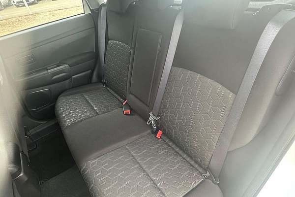 2023 Mitsubishi ASX ES XD