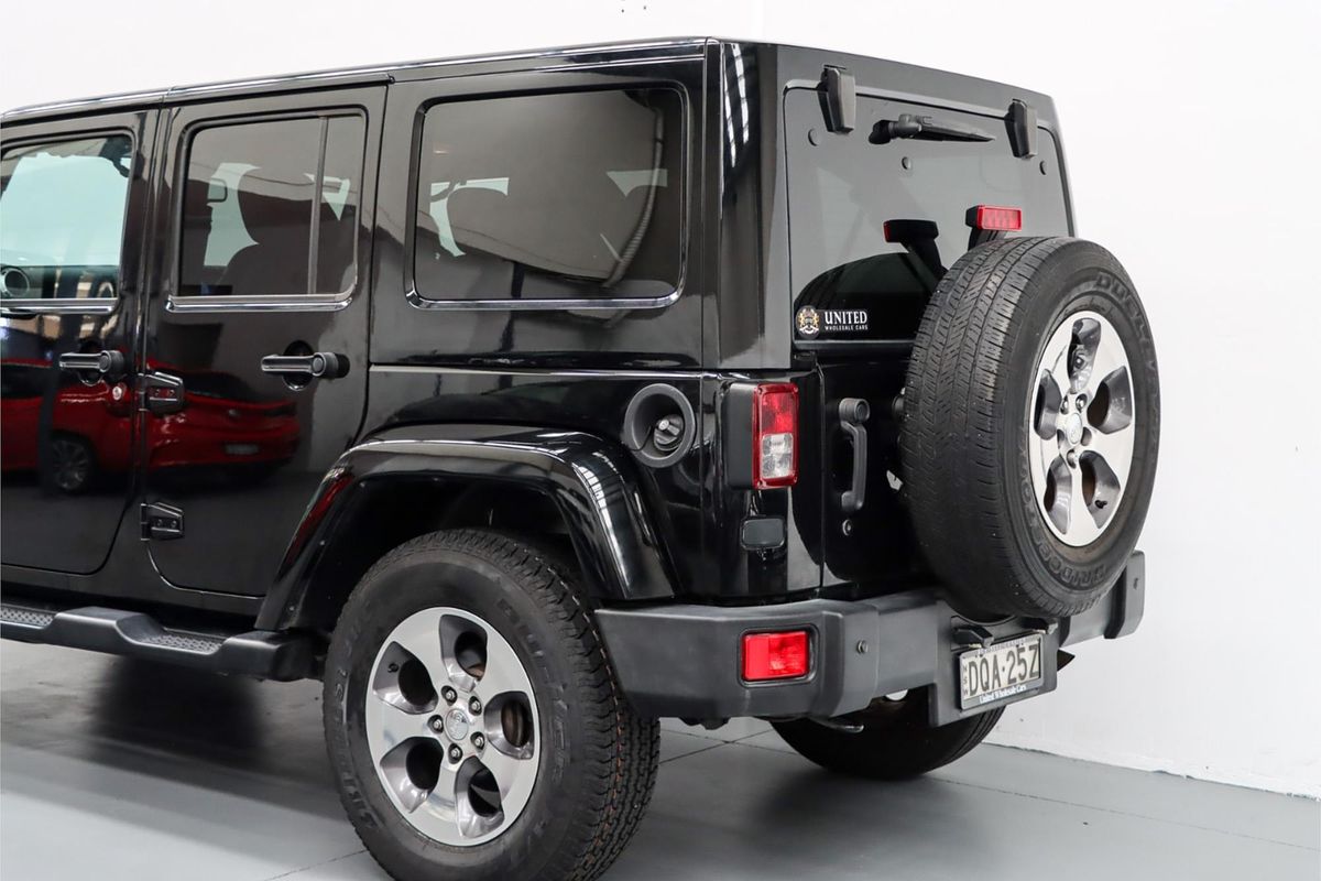 2017 Jeep Wrangler Unlimited Overland JK