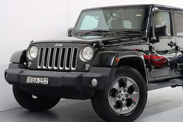 2017 Jeep Wrangler Unlimited Overland JK