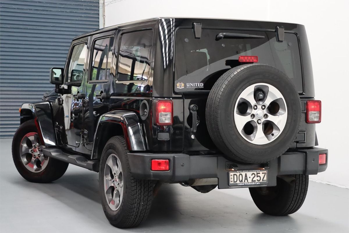 2017 Jeep Wrangler Unlimited Overland JK