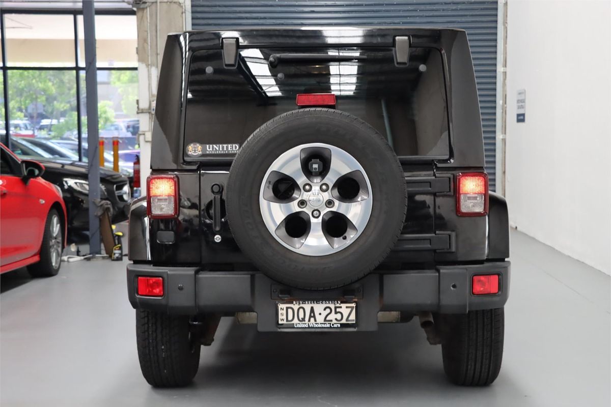 2017 Jeep Wrangler Unlimited Overland JK