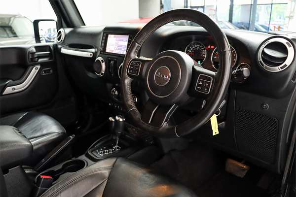 2017 Jeep Wrangler Unlimited Overland JK