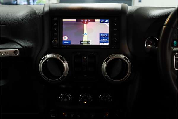 2017 Jeep Wrangler Unlimited Overland JK