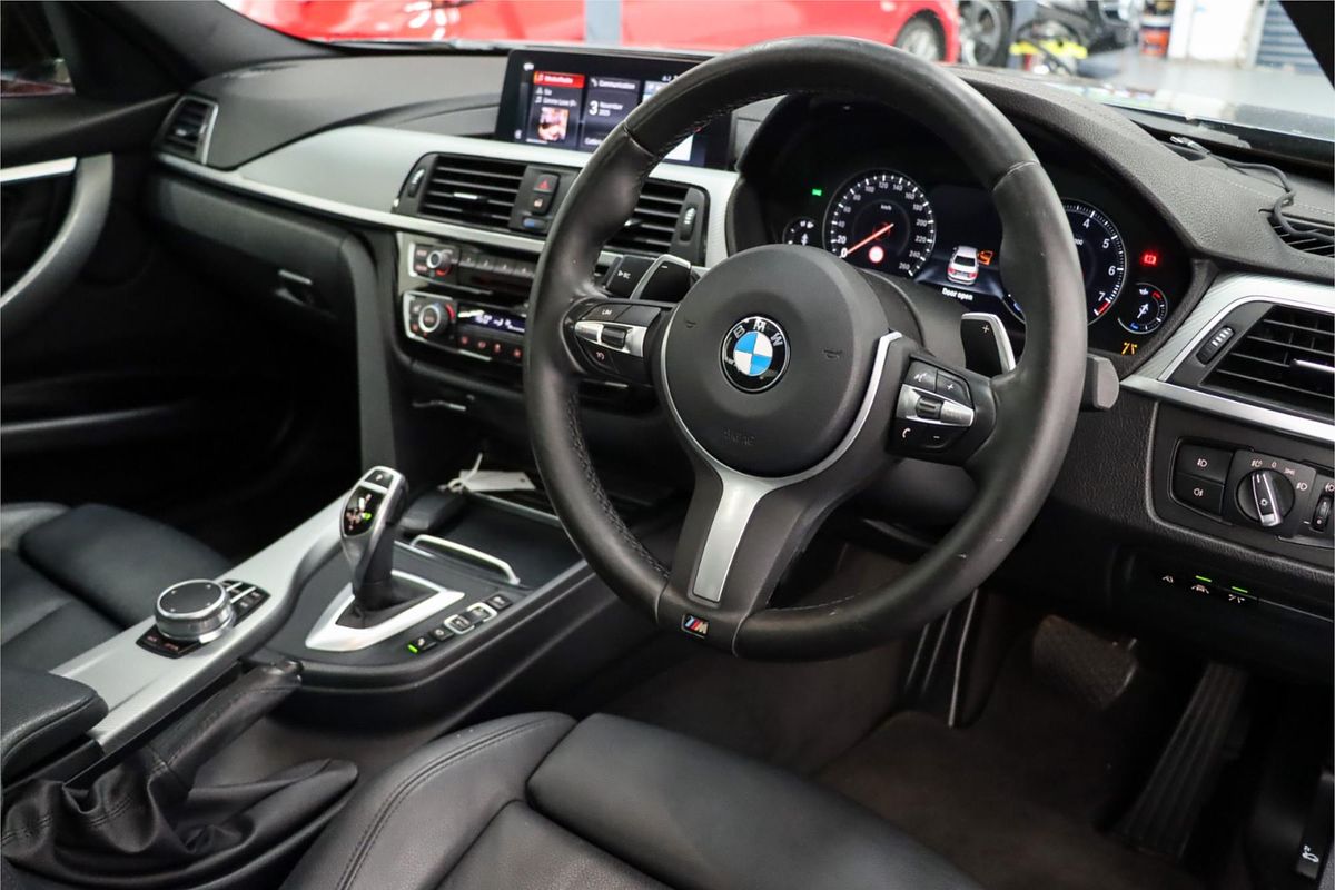 2018 BMW 3 Series 330i M Sport F30 LCI