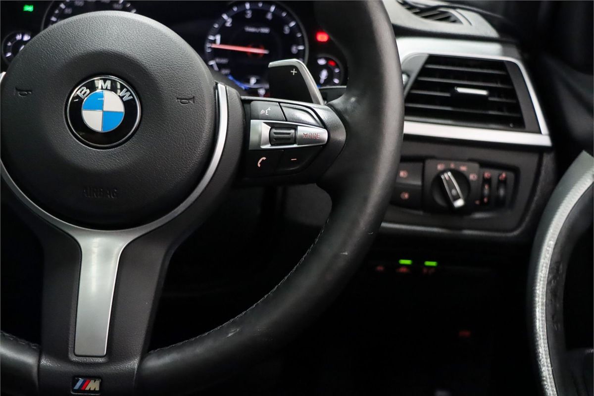 2018 BMW 3 Series 330i M Sport F30 LCI