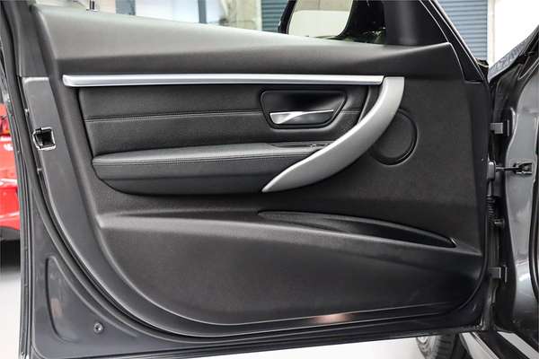2018 BMW 3 Series 330i M Sport F30 LCI