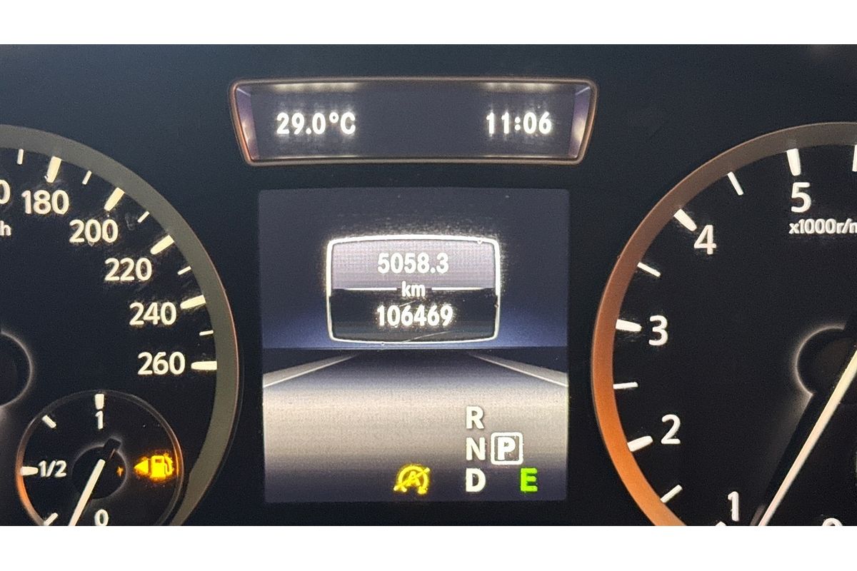 2016 INFINITI Q30 Sport H15