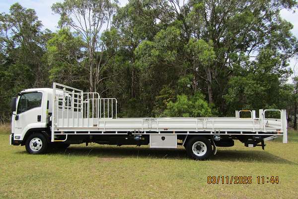 2017 Isuzu FRR 107-210 (XLWB) F MY16 REAR WHEEL DRIVE