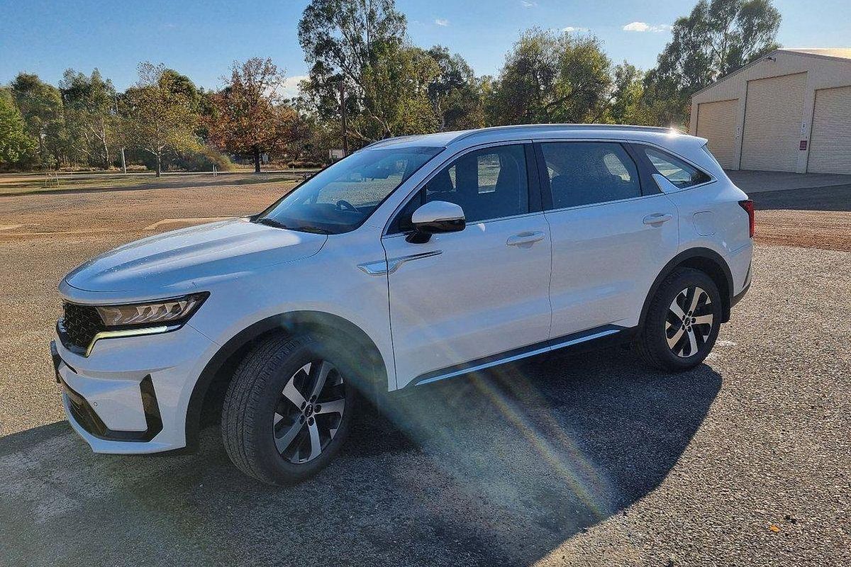 2022 Kia Sorento Sport MQ4