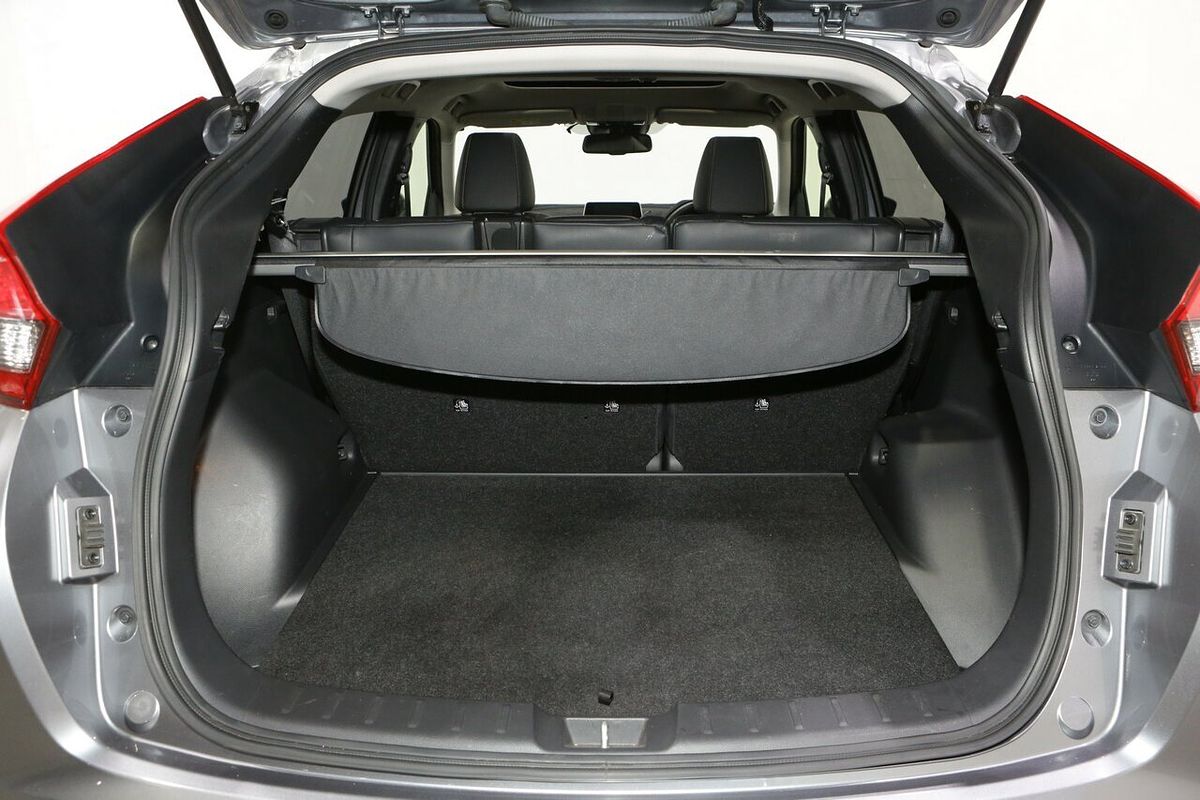 2017 Mitsubishi Eclipse Cross Exceed YA