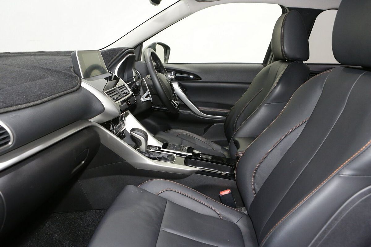 2017 Mitsubishi Eclipse Cross Exceed YA