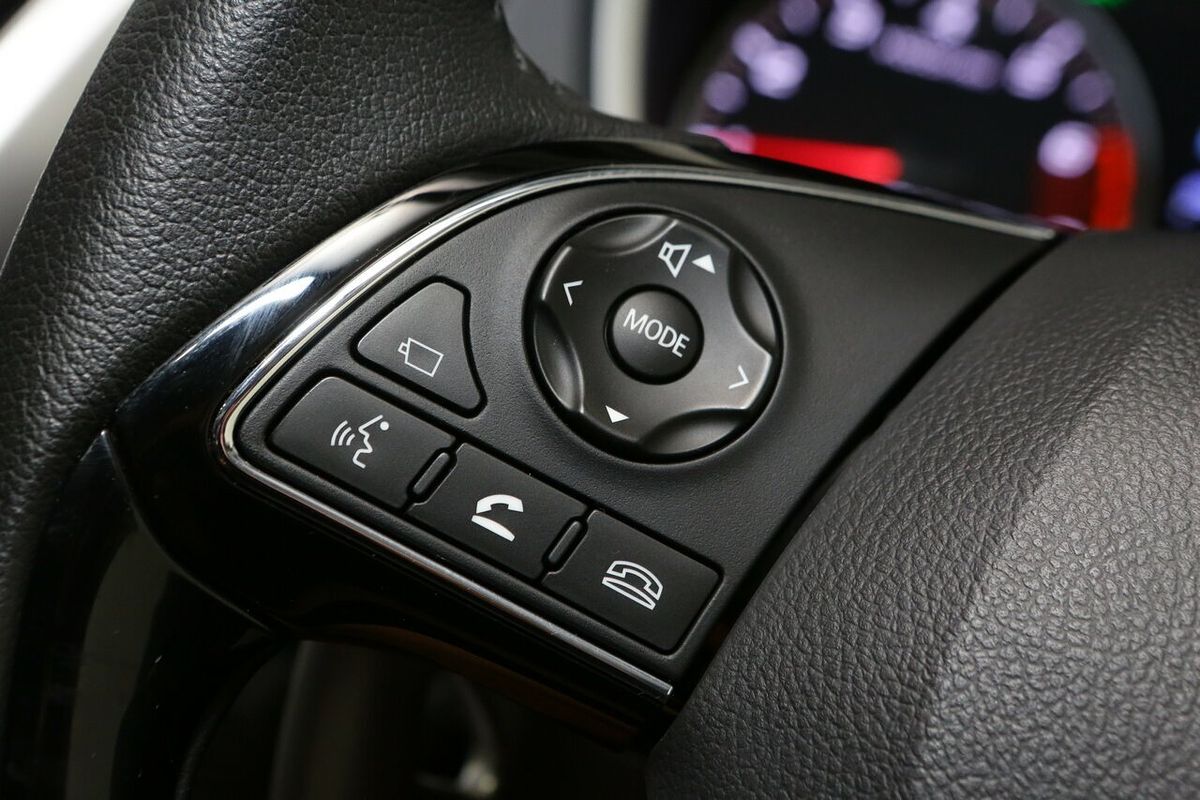 2017 Mitsubishi Eclipse Cross Exceed YA