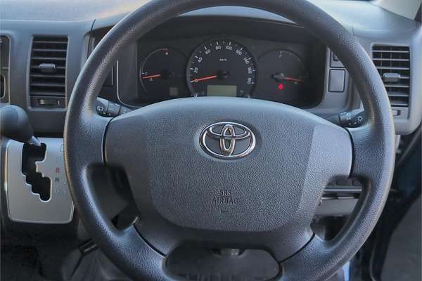 2015 Toyota Hiace Wide Long DX GL Package 4WD