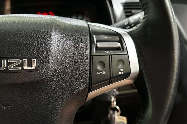 2018 Isuzu D-MAX SX High Ride  Rear Wheel Drive