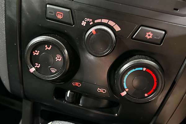 2018 Isuzu D-MAX SX High Ride  Rear Wheel Drive